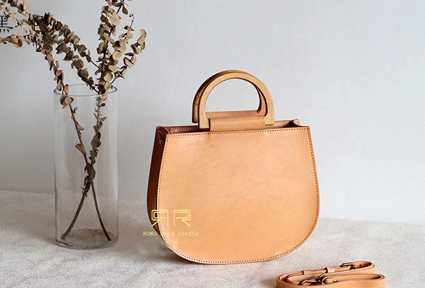 Handmade Leather handbag bag shopper bag for women leather crossbody shoulder bag Signature Detail Balanced Vision