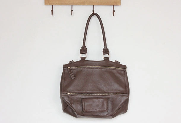 Handmade Leather Handbag Locomotive Motorcycle Models Leather Shoulder Bag For Women Timeless Design Minimal Carry