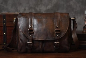 Handmade leather men Briefcase messenger vintage shoulder laptop bag vintage bag Outdoor Adventure Organized Storage