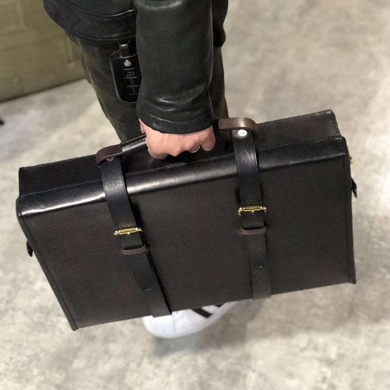 Stylish Carry Handmade Leather Mens Cool Business Bag Messenger Bag Briefcase Work Bag Laptop Bag for men