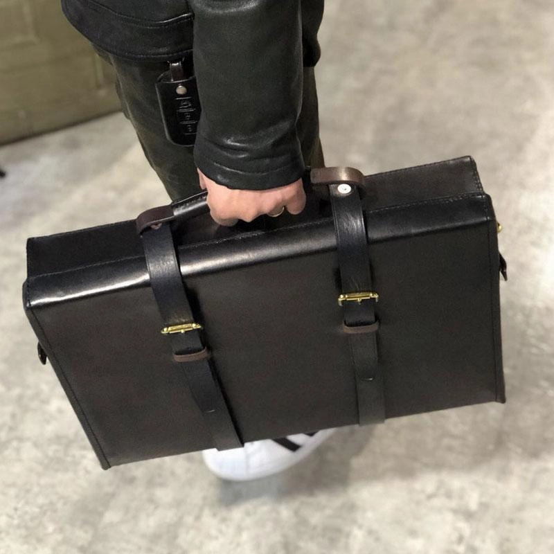 Handmade Leather Mens Cool Business Bag Messenger Bag Briefcase Work Bag Laptop Bag for men Travel Ready Comfort Travel