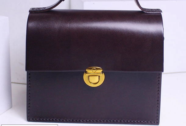 Handmade Leather phone bag handbag shoulder bag for women leather crossbody bag Office Outfit Stylish Detail