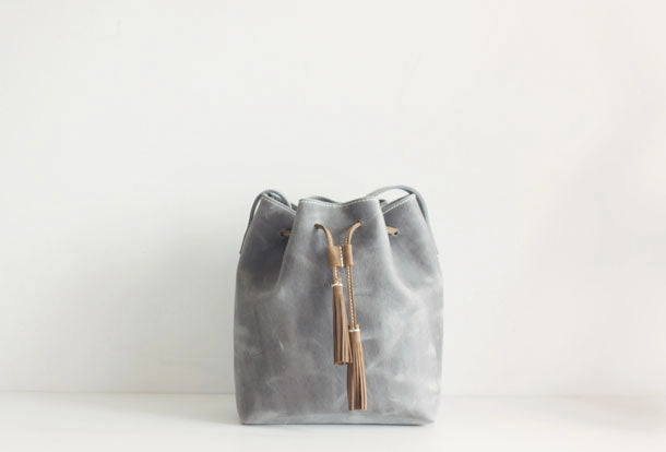 Handmade leather purse bucket phone bag shoulder bag cossbody bag purse women Urban Function Travel Ready