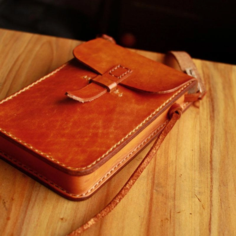 Handmade Vintage Leather Mens Small Messenger Bag Brown Cell Phone Shoulder Bag for Men Lightweight Utility Daily Carry Gear