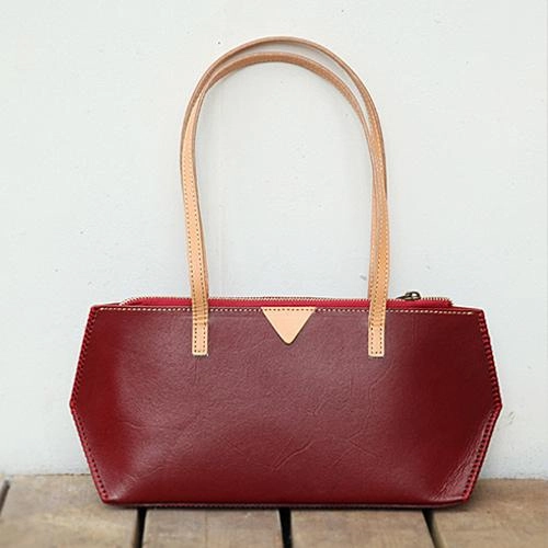 Handmade Vintage Womens Black Leather Handbags Unique Leather Womens Shoulder Purse Casual Comfort