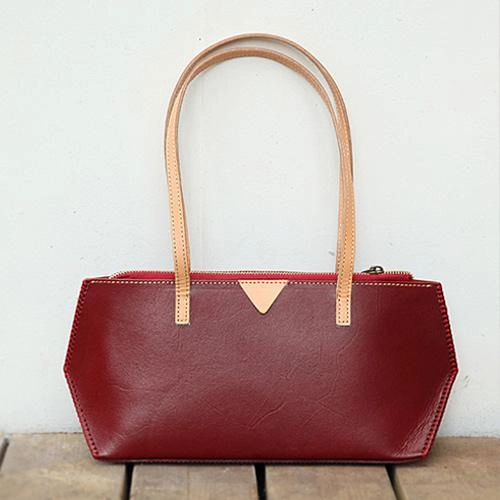 Handmade Vintage Womens Black Leather Handbags Unique Leather Womens Shoulder Purse Sophisticated Feel