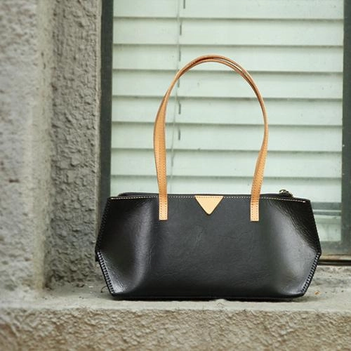 Compact Formfactor Weekend Style Handmade Vintage Womens Black Leather Handbags Unique Leather Womens Shoulder Purse