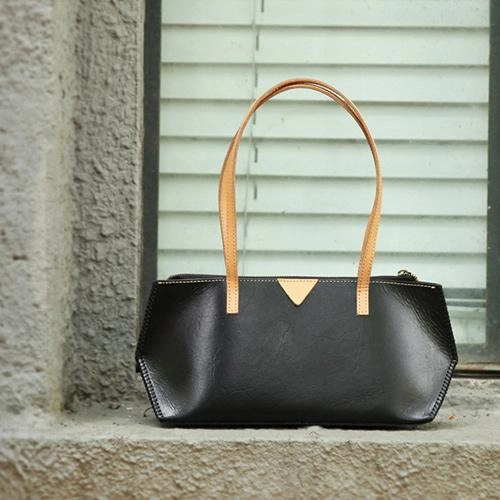 Daily Routine Durable Texture Handmade Vintage Womens Black Leather Handbags Unique Leather Womens Shoulder Purse