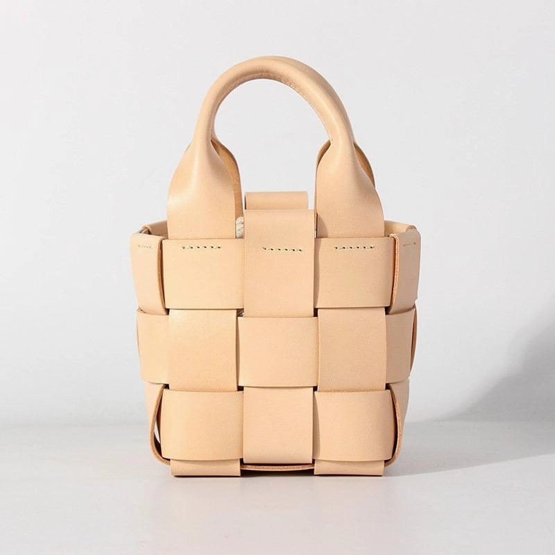 Knotted Intrecciato Leather Bucket Bag, Small Purse Vegetable Tanned Leather, Original Handmade Woven Bag, Luxury Designer Shoulder Bag Practical Outfit Accessory