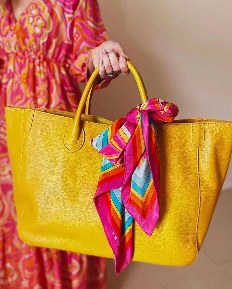 Eco-Conscious Shopper Urban Accessory Large Designer Leather Tote Bag ?? Cowhide Leather Classic Bag ?? Must-have Fashion DesignerBag ?? Leather Weekend Bag??Christmas gifts