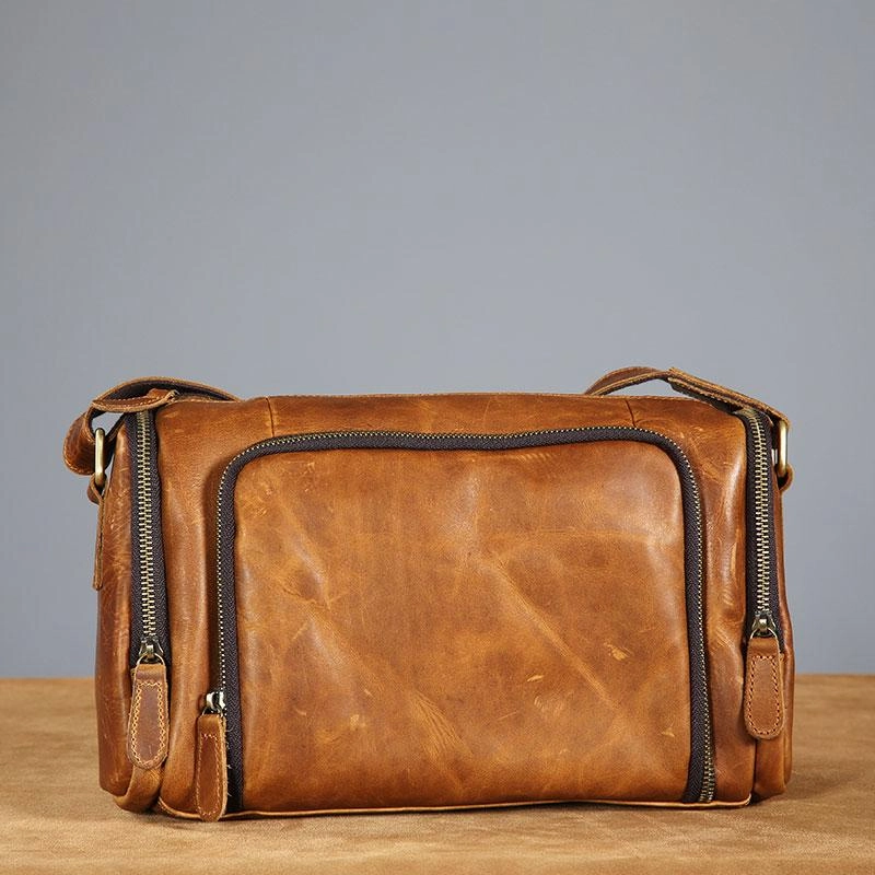 Leather Mens Cool Shoulder Bag Barrel Bag Messenger Bag for men Minimalist Look Classic Utility