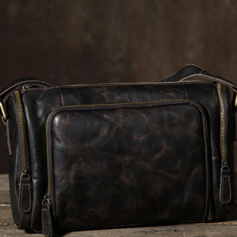 Daily Function Light Carry Leather Mens Cool Shoulder Bag Barrel Bag Messenger Bag for men