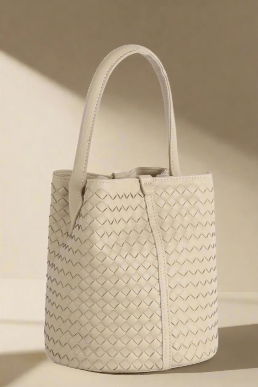 Functional Everyday JYE0565 2 in 1 Woven Bucket/Satchel Bag With Pouch