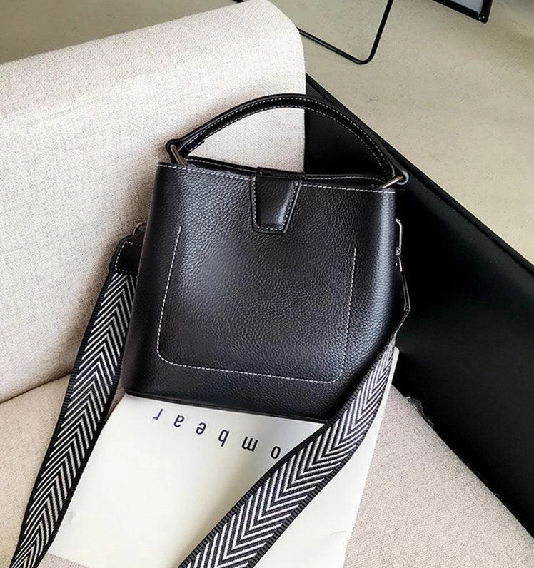 Real Genuine Leather Square bucket bag, Leather Small Crossbody Purse, Women's Shoulder Bag, Women Fashion Bag, Mother's Day Gift Adjustable Strap