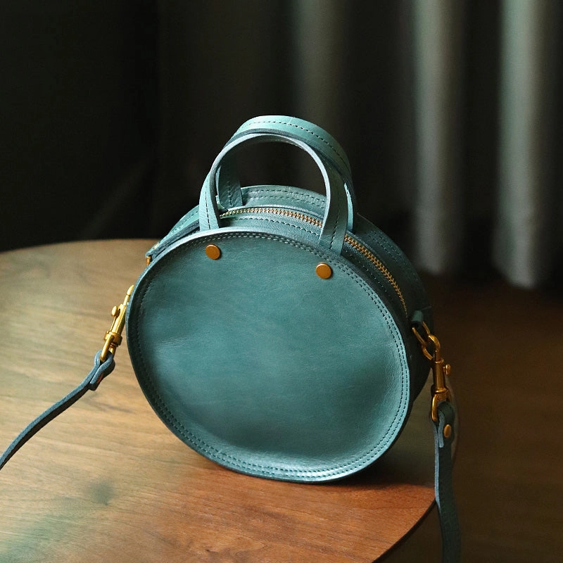 Vintage Womens Blue Leather Round Handbag Purses Blue Round Shoulder Bag Crossbody Handbag for Women Outdoor Travel Urban Fashion
