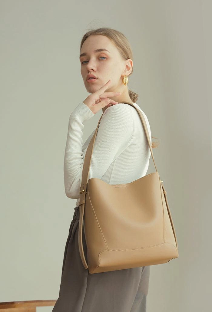 Practical Elegance Minimalist Bucket Bag in Genuine Leather | Leather Shoulder Bag Gold Tone, Chic Crossbody Bag, Gift for Her