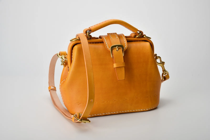 Office Outfit Handmade Womens Red Leather Small doctor Purse Red shoulder doctor bags for women