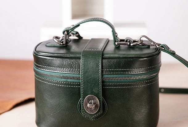 Handmade vintage doctor bag leather crossbody bag purse shoulder bag for women Chic Everyday Minimalist Design