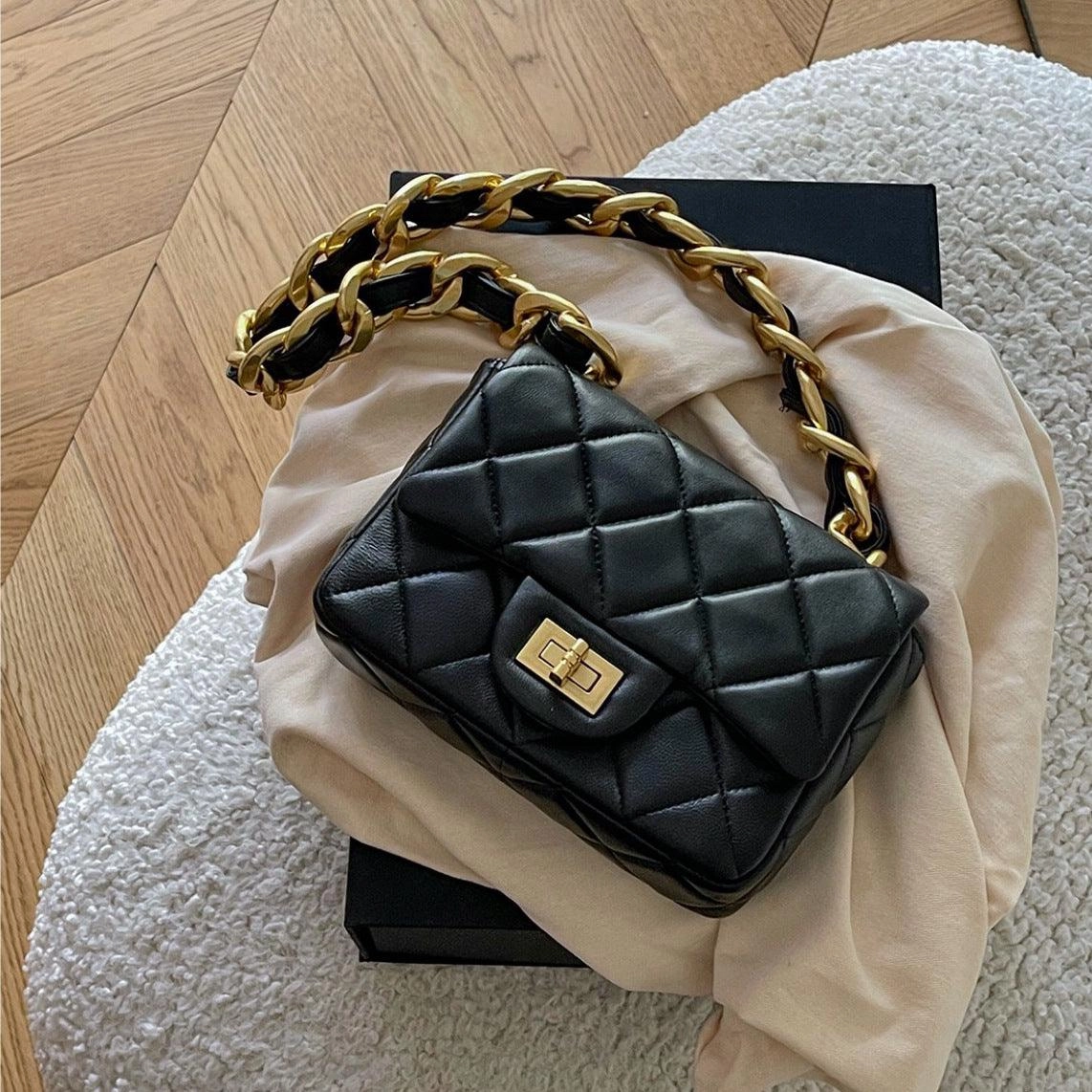 Compact Organizer Genuine Leather Flap Shoulder Bag | Classic Lambskin Leather Bag | DIAMONDS Quilted Designer Bag, Gold Chain Strap Lock Bag, Christmas Gift