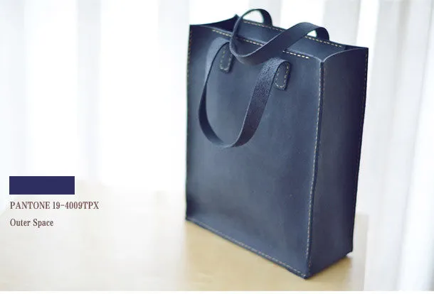 Handmade Leather tote handbag bag vintage purse women leather zip Travel-friendly accessory Timeless Functionality