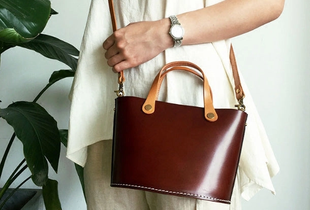 Silver Accent Fashion Icon Genuine Leather Small Tote Bag Handbag Crossbody Bag Shoulder Bag Women Leather Purse