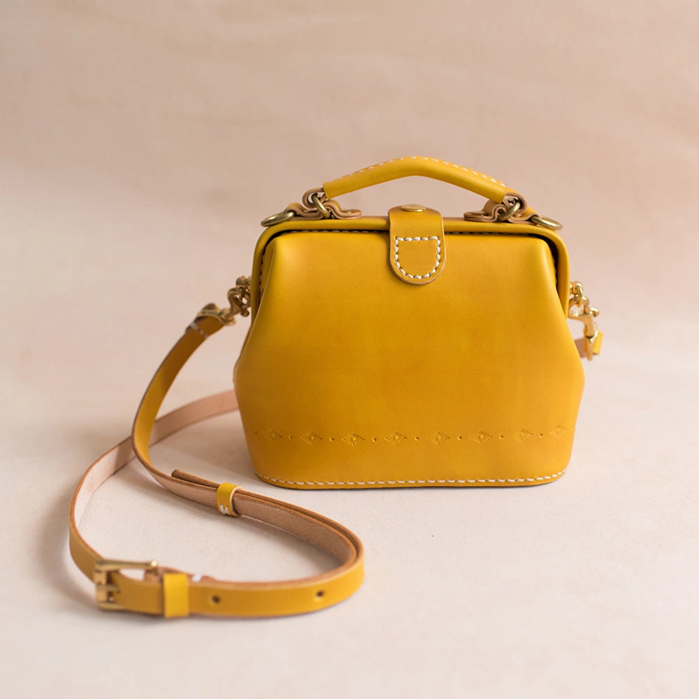 Smart Design Everyday Storage Handmade Womens Yellow Leather Mini doctor Handbag shoulder doctor bags for women