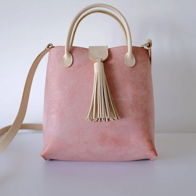 Handmade Leather Womens Handbag Shoulder Bag Crossbody Purse Tassels for Women Travel Outfit Design Luxury