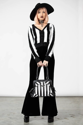 Never Trust The Living Handbag Versatile Design Everyday Trend