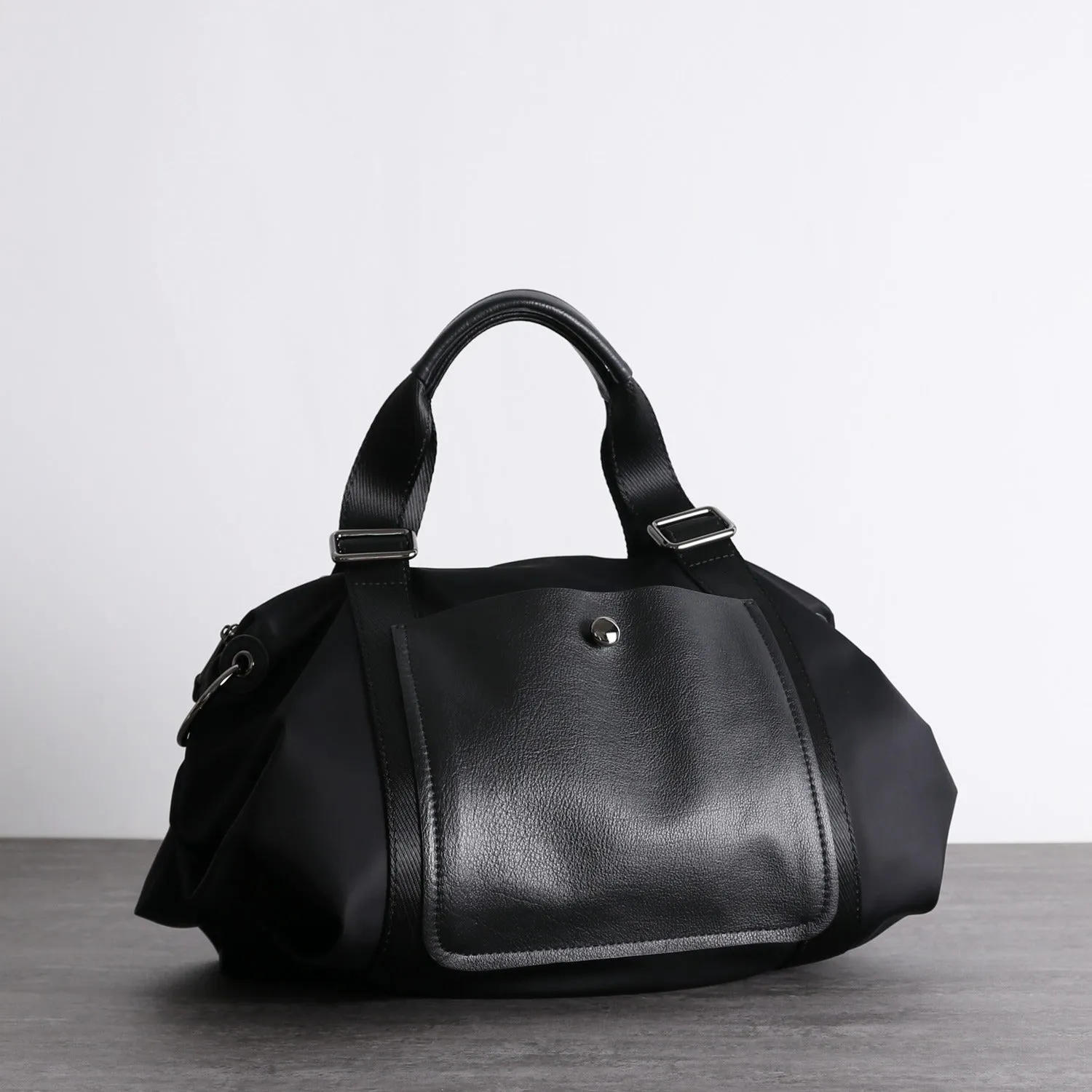 Nylon Leather Handbag Purse Womens Black Nylon Shoulder Purse Nylon Work Crossbody Purse for Ladies Stylish Choice