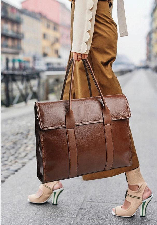 Smart Carry Minimalist Reliability Oil-waxed Cowhide Leather 15" Laptop Bag, Leather Briefcase, Men's and Women's official lawyer bag, Fashion Work Tote, Business Shoulder Bag