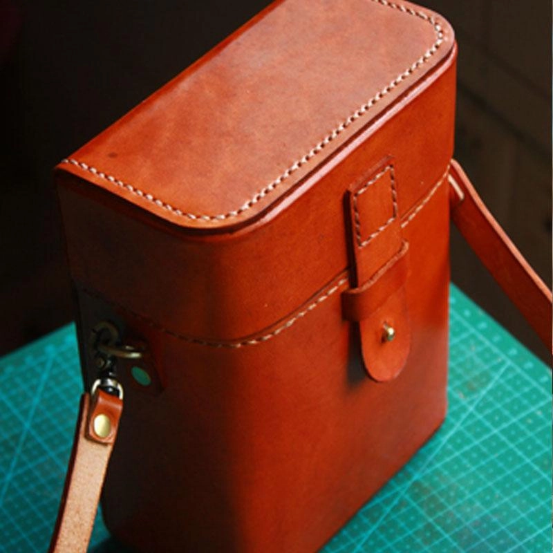 Handmade Brown Leather Mens Small Box Bag Shoulder Bag Messenger Bags for Men Quality Finish Everyday Practicality