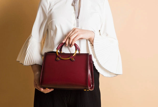 Genuine Leather crossbodybag handbag shoulder bag for women leather bag Key Holder