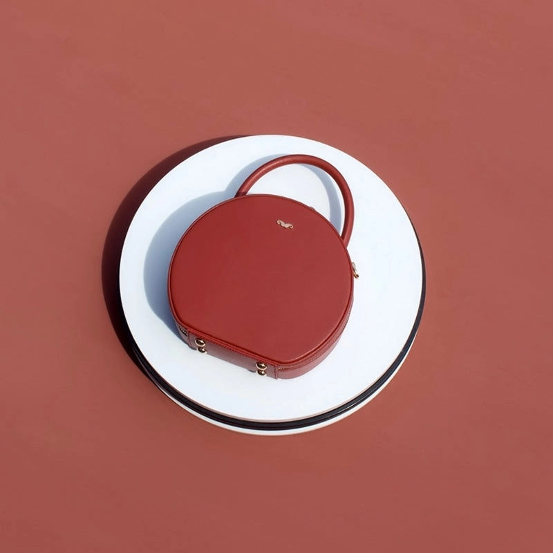 Womens Black Leather Round Handbag Crossbody Bag Round Small Shoulder Bag for Women Trendy Appeal Stylish casual handbag