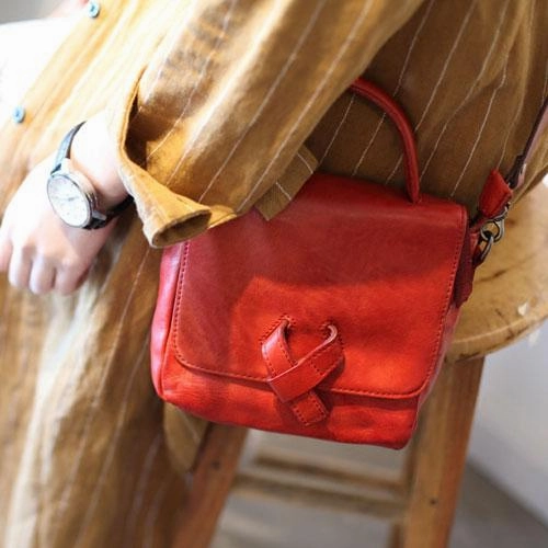 Vintage Womens Brown Small Leather Satchel Handbag Flap Over Shoulder Bag Red Crossbody Bag for Ladies Versatile handbag for outings Artisan Vision