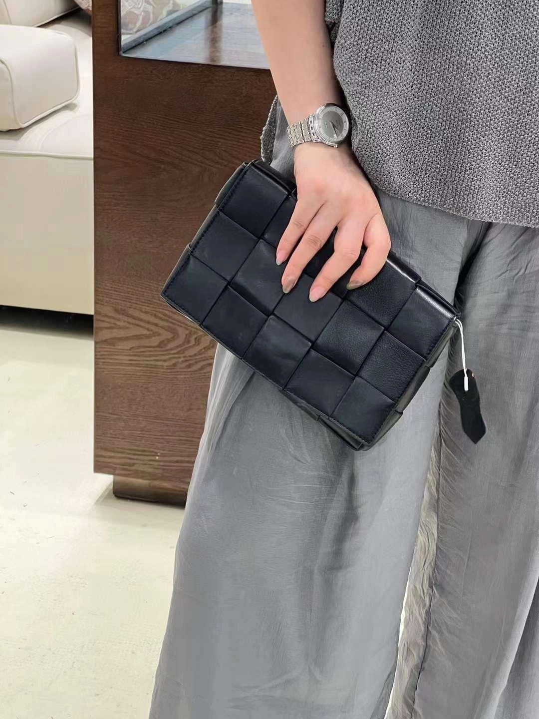 Elegant Lambskin Woven Crossbody Bag | Handcrafted Versatile Party Bag Wedding Clutch Bag Bold Color