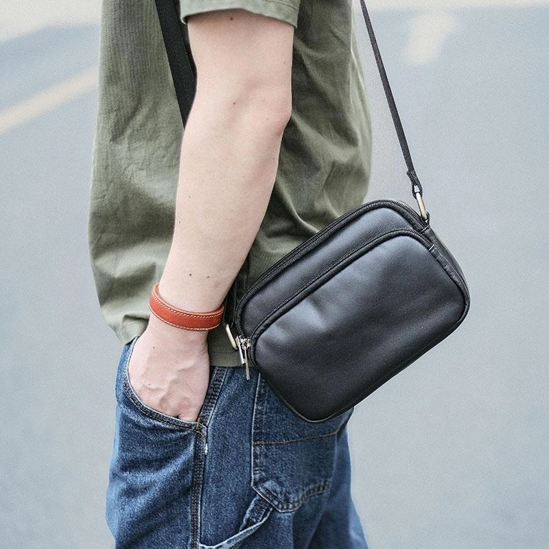 Black Leather Mens Small Courier Bag Messenger Bag Mini Postman Bag For Men Comfort Travel