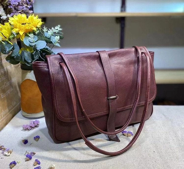 Full Grain Leather Tote Leather Laptop Bag Women, work bag, Womens casual bag, Leather messenger bag, Womens shopping bag leather Trendy Journey