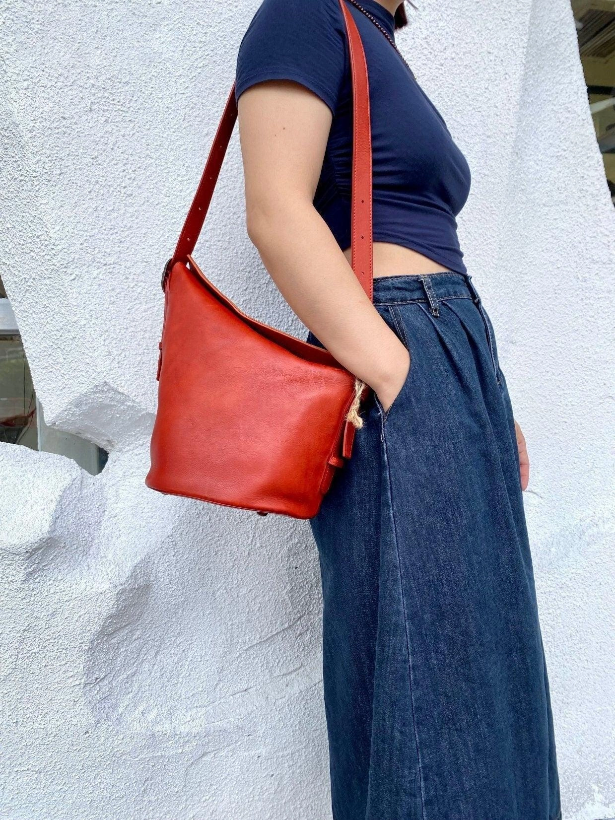 Italian Top Grain Leather Bucket Bag,  Handcrafted High-End Genuine Leather Shoulder Purse, Women Bucket Crossbody, Tan, Green, Coffee, Red Comfort Carry Handle