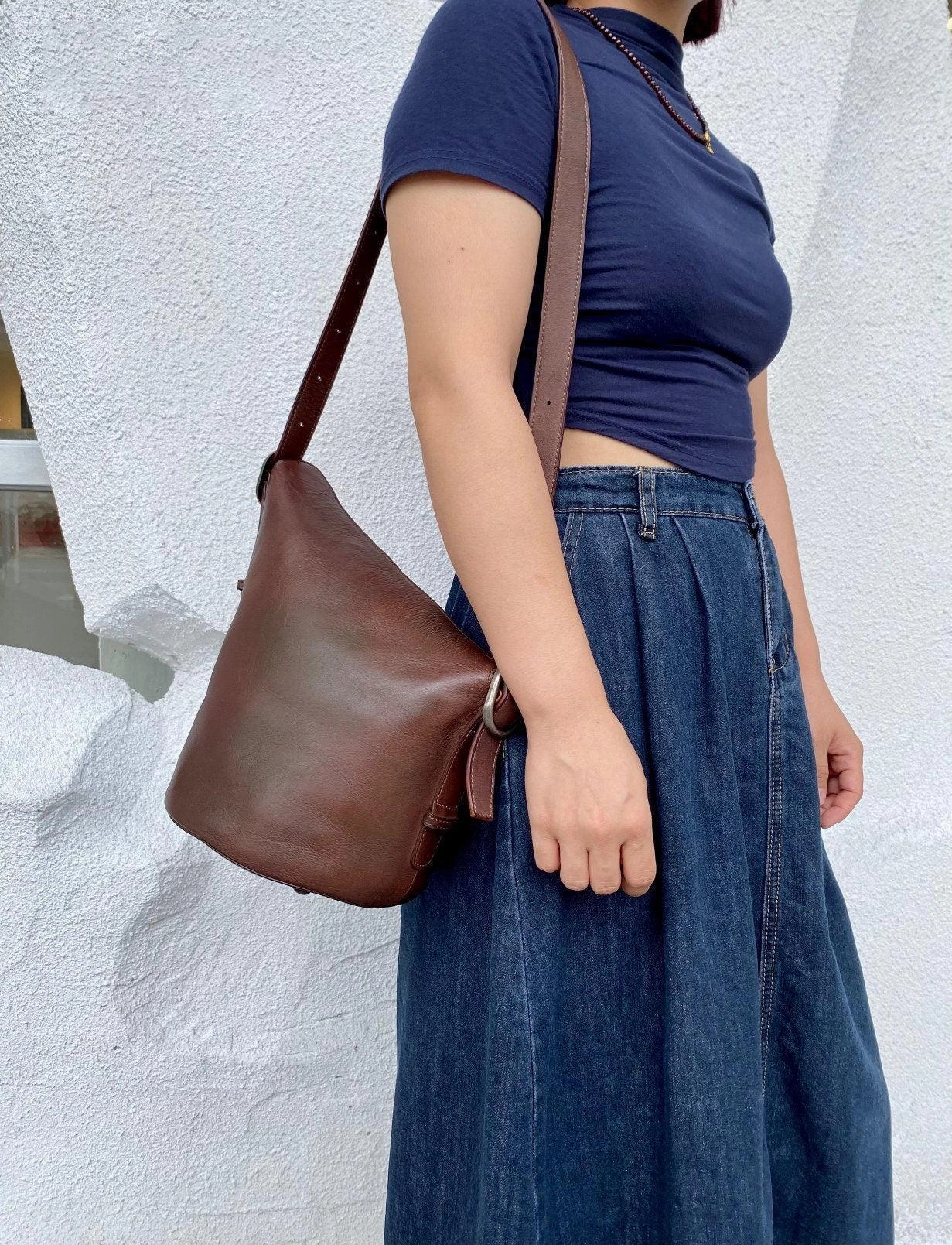 Italian Top Grain Leather Bucket Bag,  Handcrafted High-End Genuine Leather Shoulder Purse, Women Bucket Crossbody, Tan, Green, Coffee, Red Minimalist Carryall Light Functional Accessory