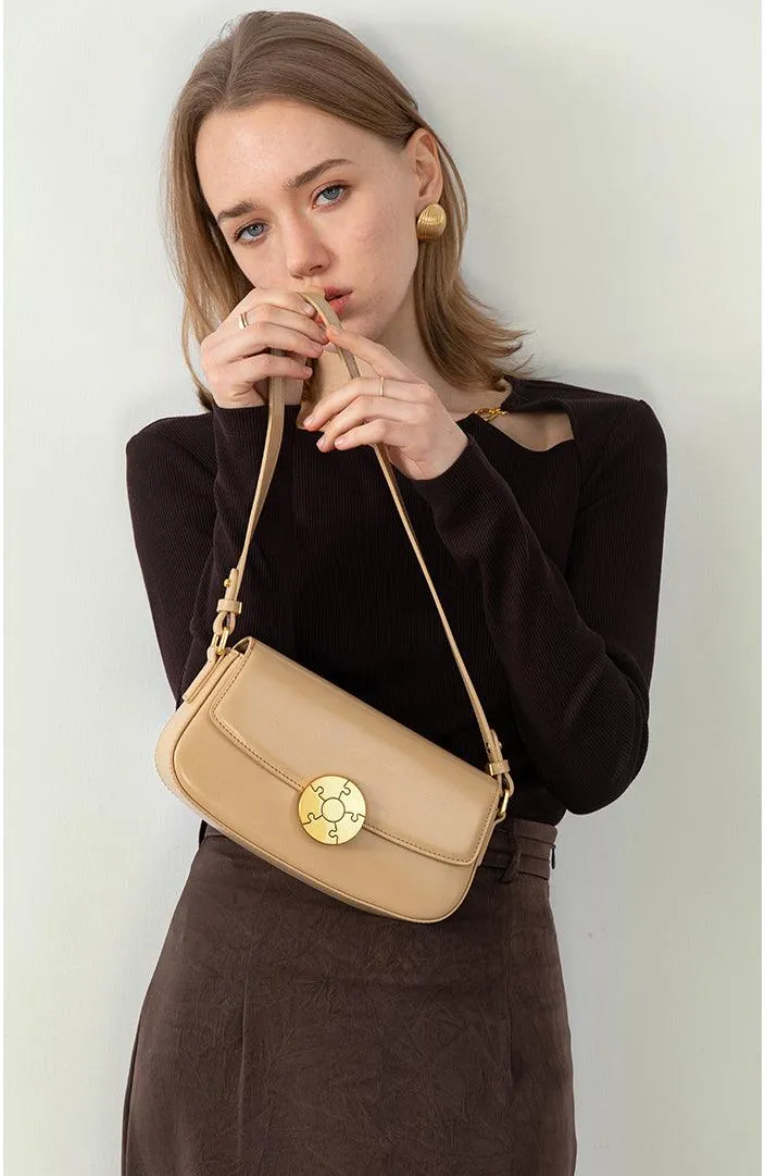 Luxury Leather Crossbody Box Bag with Elegant Circular Emblem, Fashion Leather Shoulder Bag Simple Utility