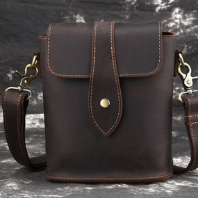 Cool Vintage Brown Leather Mens Tablet Messenger Bag Small Side Bag Messenger Bags For Men Stylish Carry