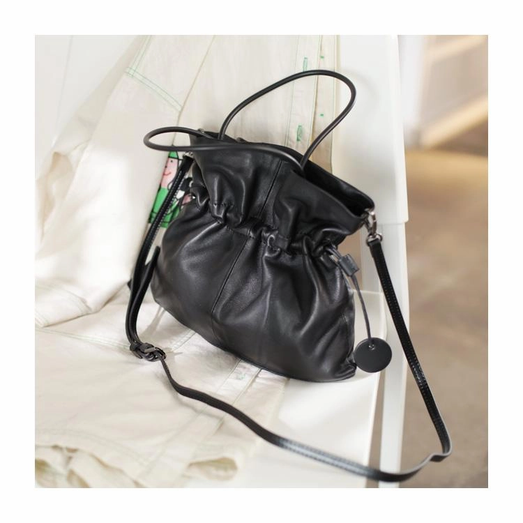 Fashion Womens Black Leather Drawstring Bucket Handbag Purse Womens Bucket Tote Bag for Ladies Minimalistic tote