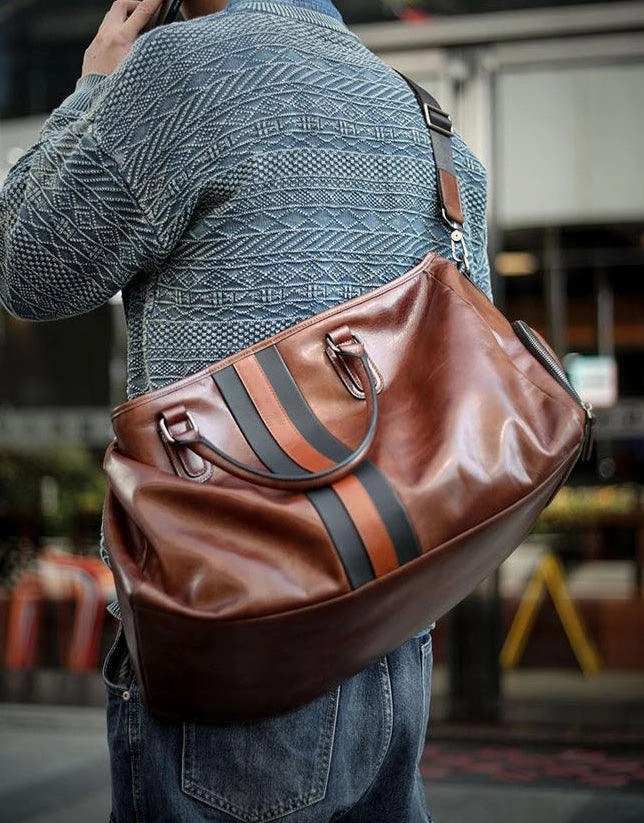 Men??s Italian Full Grain Leather Weekender Travel Bag, Handcrafted Large Overnight Duffle Bag for Business, Weekend Getaway, Gym, Carry-On, and Short Trips Soft Grip