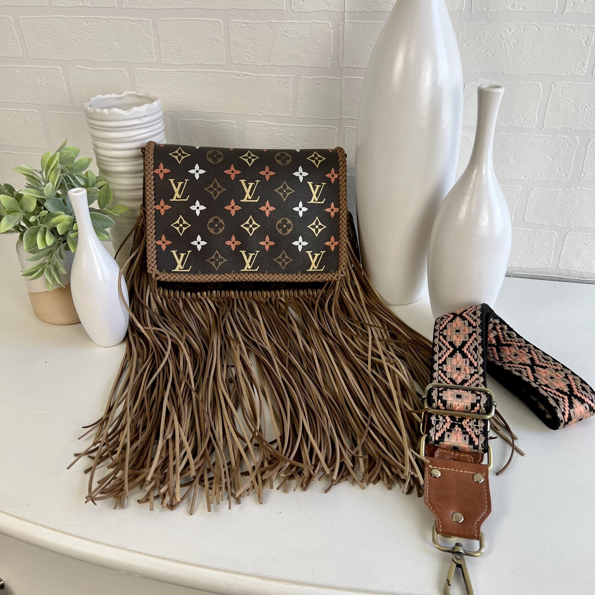 Rustic Elegance Compact Versatility On The Go