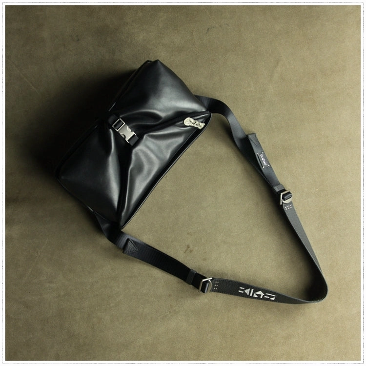 Stylish Men Blue Leather Shoulder Purse Side Bag Leather Messenger Bag for Men Lightweight Comfort Elegant Touch