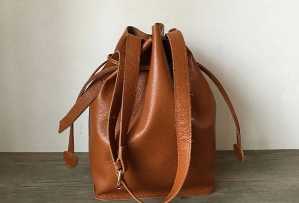 Genuine Leather Bucket Bag Shoulder Bag For Women Leather Crossbody Bag Casual accessory Outdoor Lifestyle