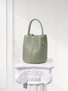 Lambskin Leather Bucket Bag Handwoven, Small Shoulder Bag,  Woven Purse Women Classic bag Crossbody Designer  Bag, Birthday Gift For Her Everyday Fashion