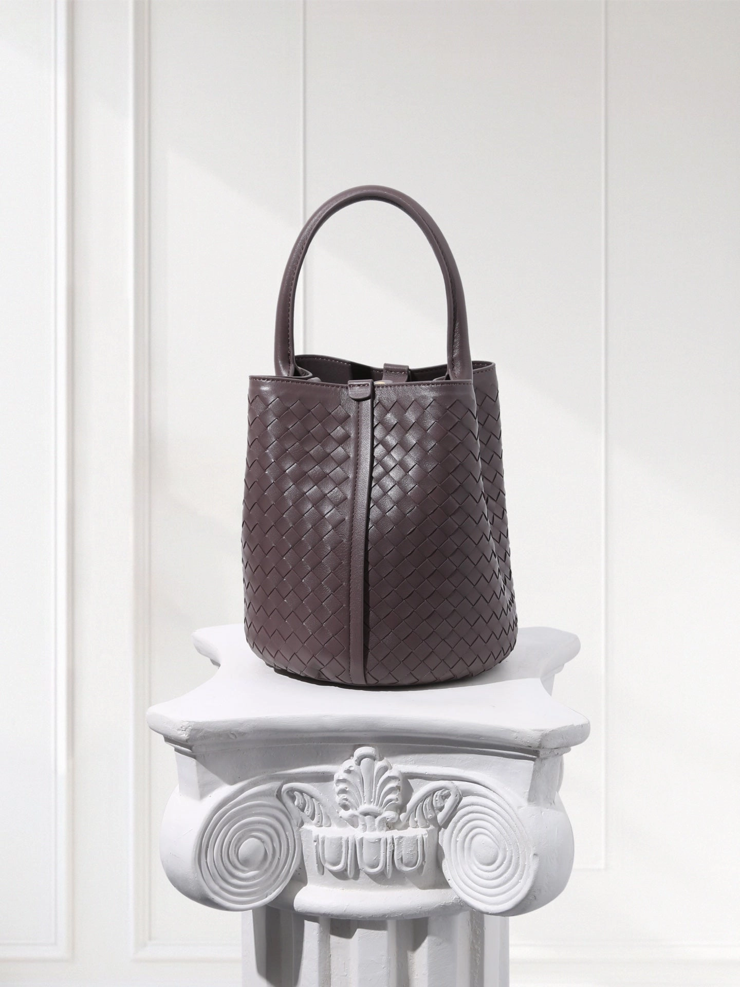 Lambskin Leather Bucket Bag Handwoven, Small Shoulder Bag,  Woven Purse Women Classic bag Crossbody Designer  Bag, Birthday Gift For Her Soft Fold Design