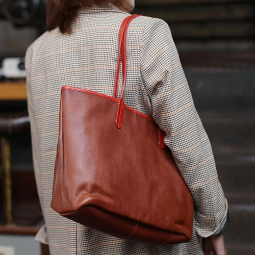 Fashion Womens Red Brown Soft Leather Zipper Tote Handbag Green Shopper Tote Bag Purse Fashion Outfit Minimal Geometry