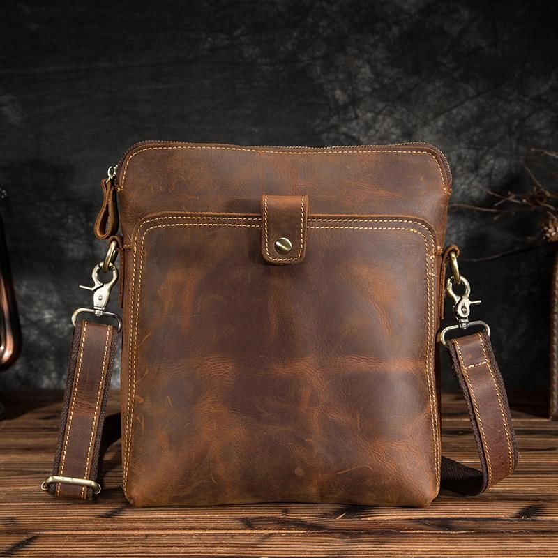 Light Carry Outdoor functionality Vintage Brown Leather Men's Small Vertical Messenger Bag Side Bags Courier Bag For Men